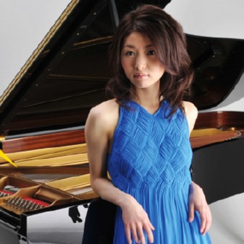 "The French Style of Mlle Matsumoto" features her stylistic excellence with Chopin, and may be a reference to Asuka Matsumoto.