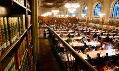 Main reading room of the Chicago Public Library, where the narrator met Agnes.