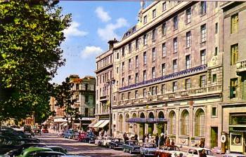 The Gresham Hotel in the 1950s, where Hackett enjoyed having lunches in a sunny window.