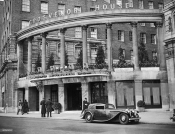 Grosvenor House Hotel, 1935, where Nathaniel's mother worked as a "fire watcher."