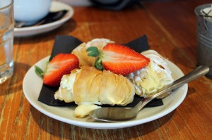la-sfogliatella-lobster-tails