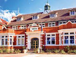The Perth Modern School, founded in 1909, gave Frank a full scholarship to attend. His father now doubts that he will be able to do that.